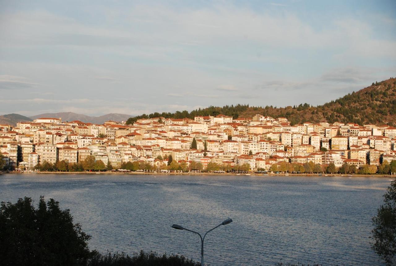Classic Apartment With Beautiful View Kastoria Exterior foto